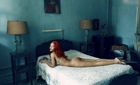 Rihanna / badgalriri Nude Leaks - #15