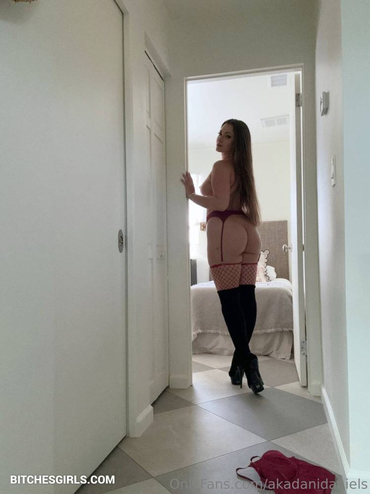 Dani Daniels Nude Thicc - Akadanidaniels Onlyfans Leaked Photos - #24