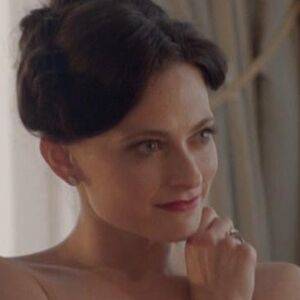 Lara Pulver Nude Leaks - Fapello - #1