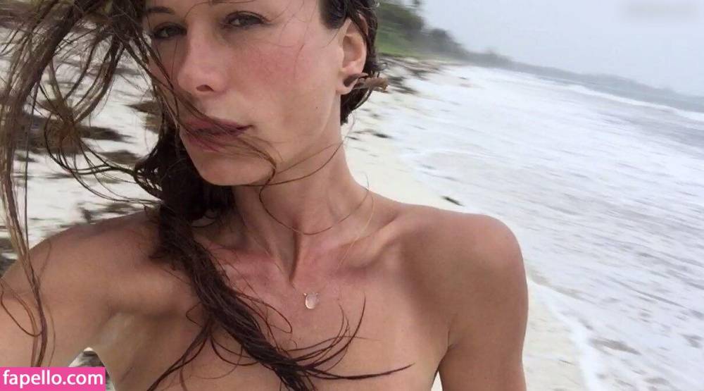 Rhona Mitra / iamrhonamitra Nude Leaks OnlyFans - TheFap - #20