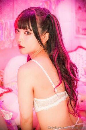 Maki Itoh / maki_itoh / makifuckingitoh Nude Leaks - #9