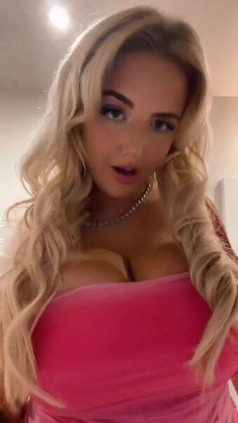 Realbarbiegirl / Rosie Desborough / rosie.desboroughh Nude Leaks OnlyFans - #10