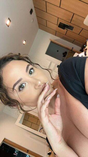 Catherine Mcbroom / Catherine Paiz / catherinemcbroom Nude Leaks OnlyFans - #5