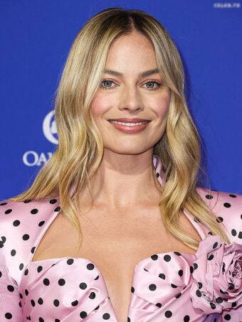 Margot Robbie / margotrobbieofficial Nude Leaks OnlyFans - #12