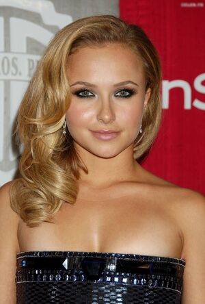 Hayden Panettiere / HaydenPanettiere Nude Leaks - Fapello - #3