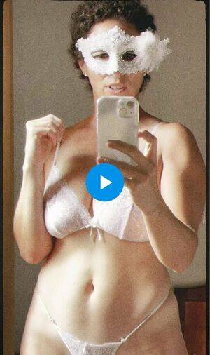 Laurie Argentina / laurie.argentina / laurielovesonlyfans Nude Leaks - #4