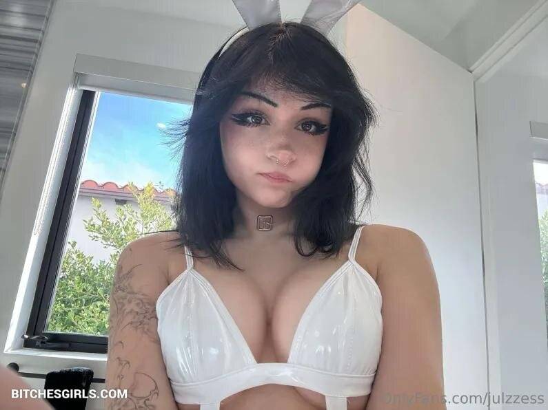 Julzzess Nude Teen - Jules Nsfw Photos Tiktok - #11