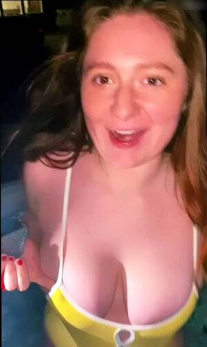 Emma Kenney / EmmaRoseKenney / emmakenney / ems4638 Nude Leaks - #29