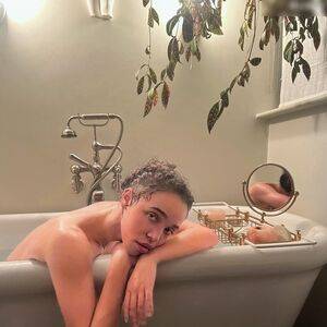 FKA Twigs / FKAtwigs Nude Leaks - #11