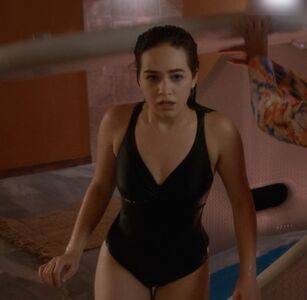 Mary Mouser / missmarymmouser Nude Leaks - Fapello - #8