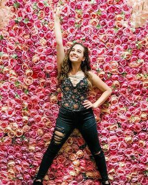 Mary Mouser / missmarymmouser Nude Leaks - Fapello - #28