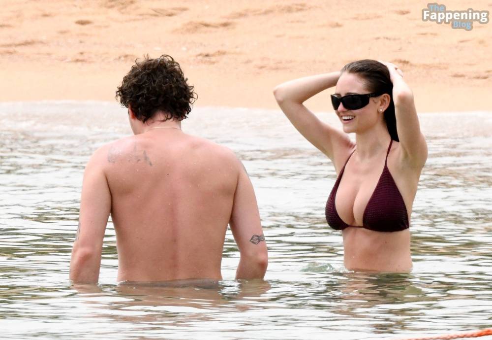 Leni Klum Packs on the PDA with Her Boyfriend in Sardinia (105 Photos) - #24