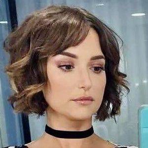 AT&T Girl / Milana Vayntrub / https: / mintmilana Nude Leaks - Fapello - #1