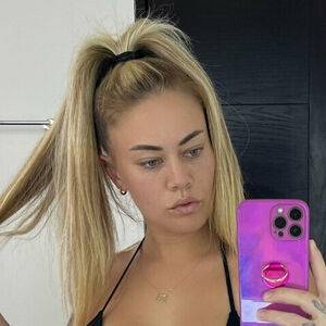 Chloe Johnson / chloejovibes / clovandough Nude Leaks OnlyFans/Patreon - Fapello - #1