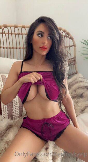 reena.sky / reenaskyvip Nude Leaks OnlyFans - #3