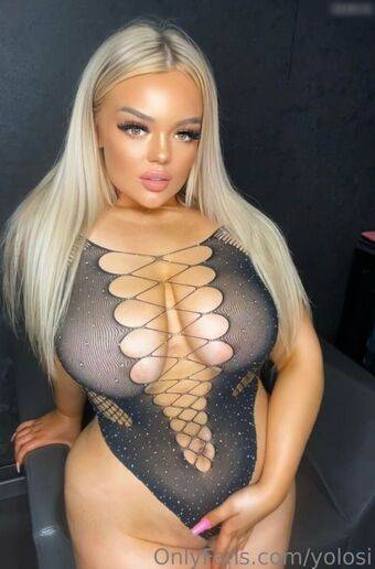 Theyluvsini / Yolosi / yolosiiii Nude Leaks OnlyFans - #11