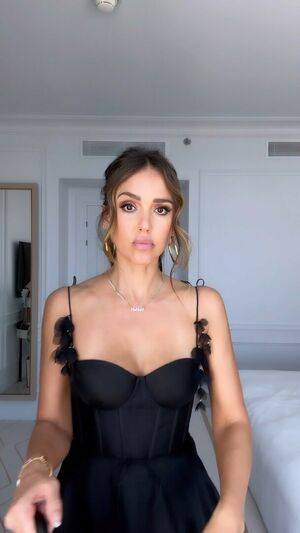 Jessica Alba / jessicaalba Nude Leaks - Fapello - #9