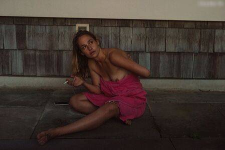 Jemima Kirke / jemima_jo_kirke / jemimakirke Nude Leaks - Fapello - #9