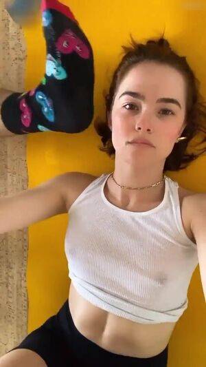 Zoey Deutch / zoeydeutch Nude Leaks - Fapello - #30