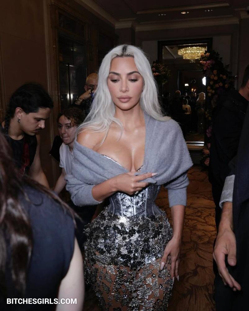 Kim Kardashian Nude Celebrities - Kimkardashian Celebrities Leaked Nude Photos - #15
