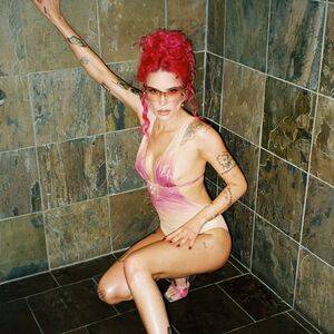 Halsey / iamhalsey / yammahaaa Nude Leaks - #30