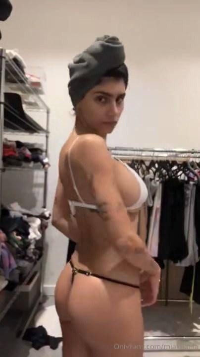 Mia Khalifa Nude Lingerie Try-On OnlyFans Video Leaked - #15