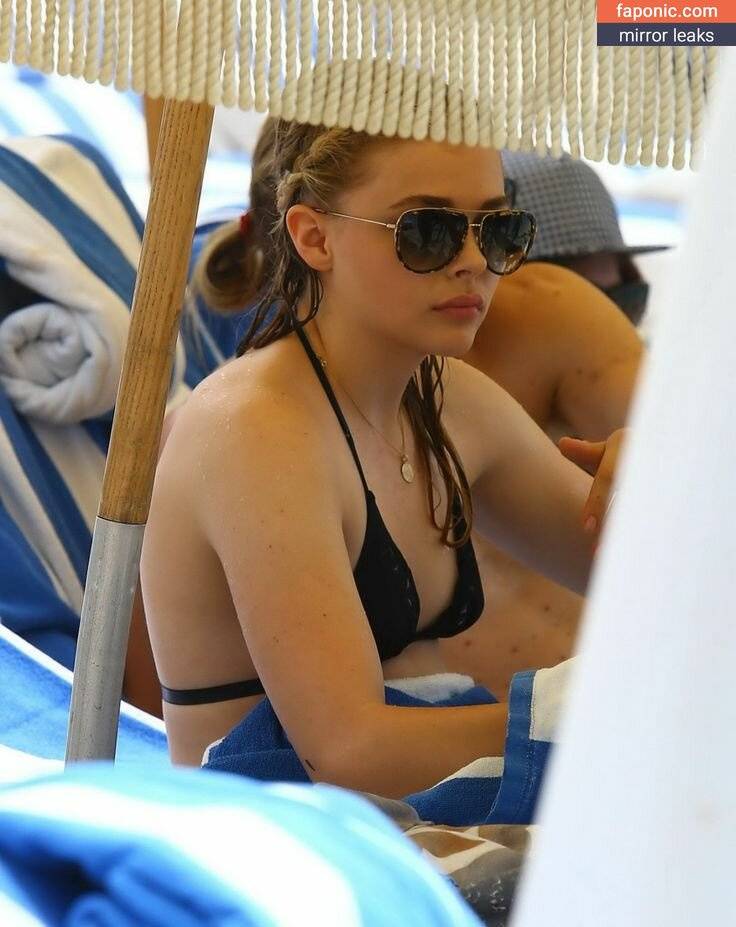 Chloe Grace Moretz aka ChloeGMoretz Nude Leaks - #1