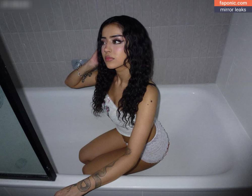 Khaira aka hxll.rxiser Nude Leaks - #1