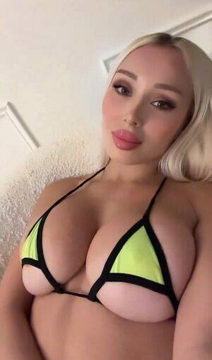 Daniella Chavez / daniellachavez / daniellachavezofficial / snapchat Nude Leaks - #10