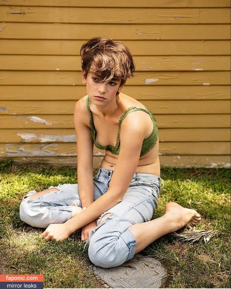 Brigette Lundy-Paine aka briiiiiiiiiig Nude Leaks - #13