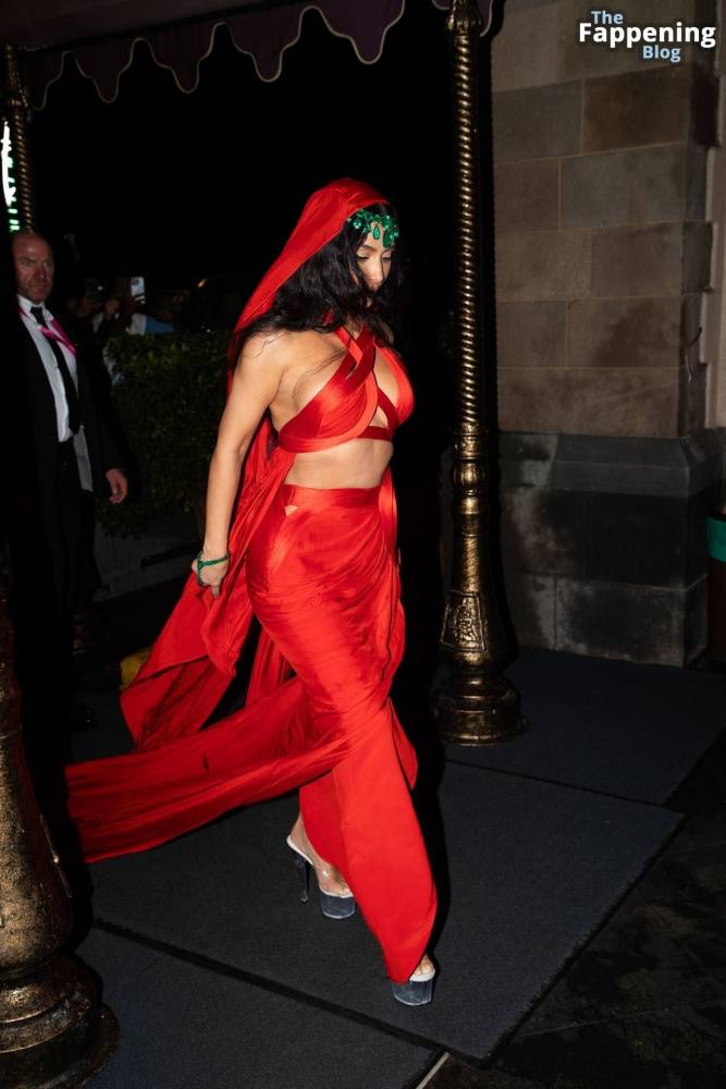 Kim Kardashian Stuns in a Red Dress in Mumbai (33 Photos) - #10