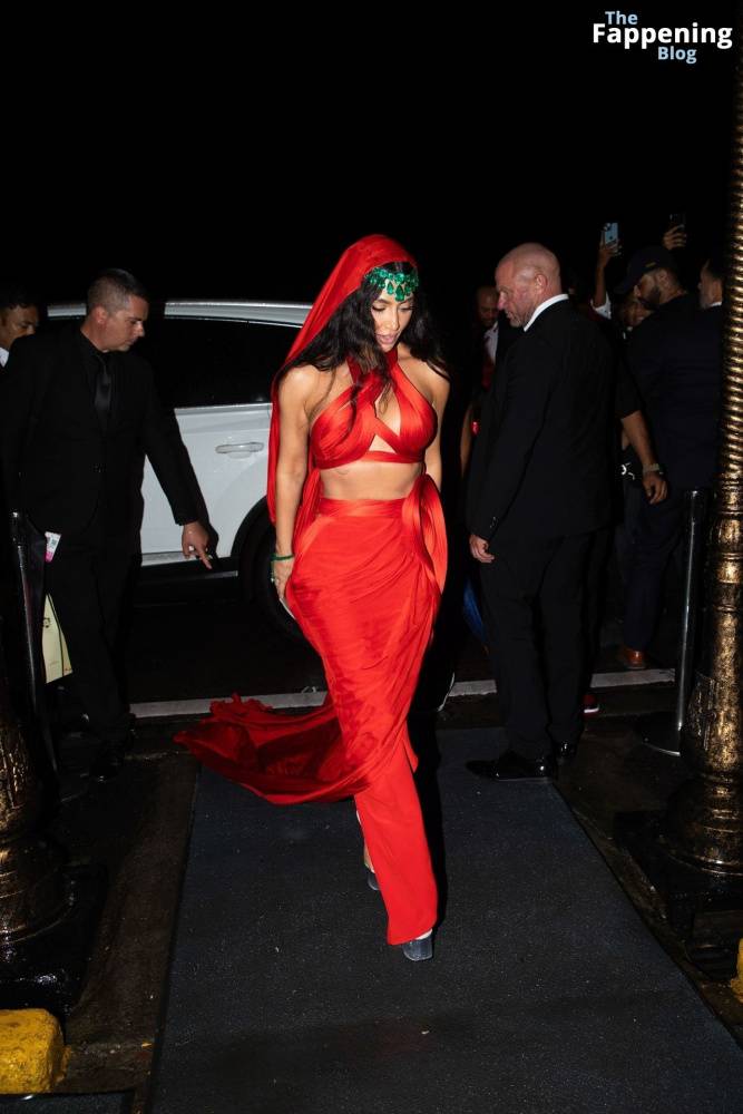 Kim Kardashian Stuns in a Red Dress in Mumbai (33 Photos) - #12