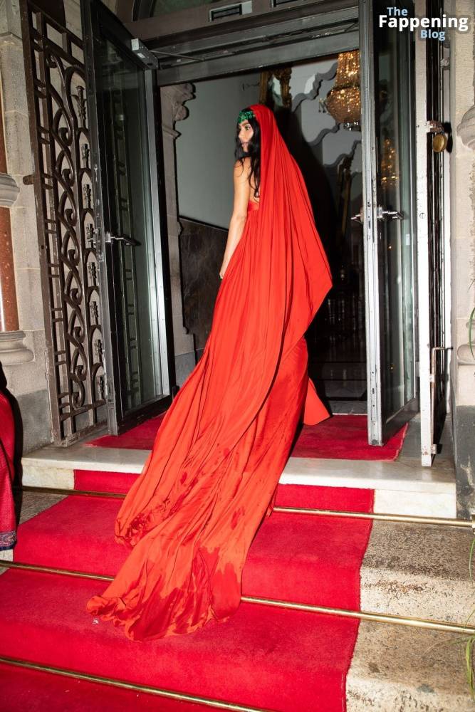 Kim Kardashian Stuns in a Red Dress in Mumbai (33 Photos) - #6