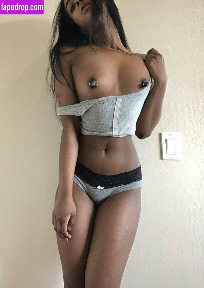 Zahra / zahrarai Nude Leaks OnlyFans - TheFap - #22