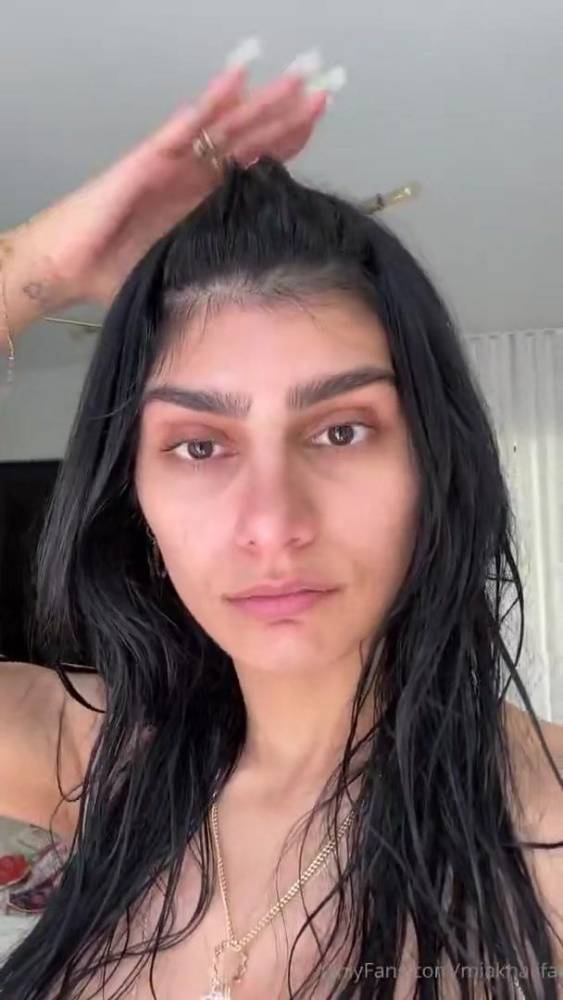 Mia Khalifa Nude Topless Livestream OnlyFans Video Leaked - #5