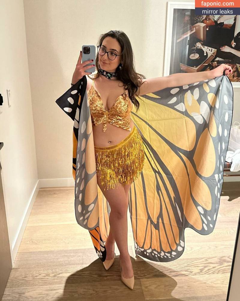 qveenjulia aka qveenjuliaa Nude Leaks - #16