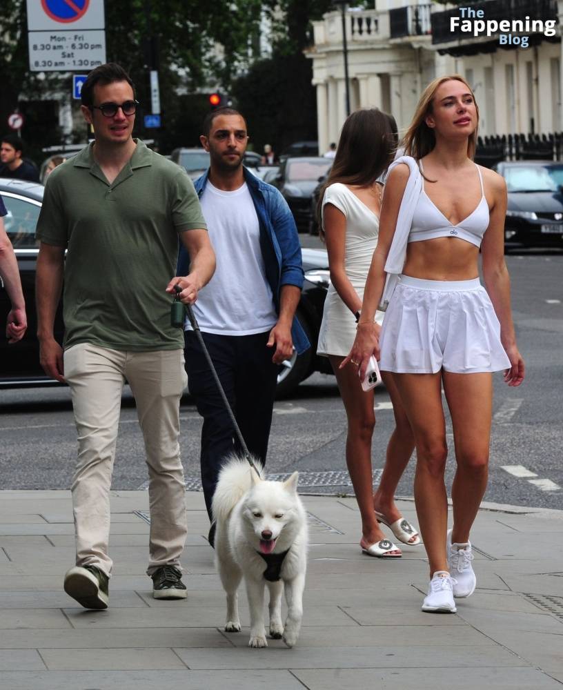 Kimberley Garner Looks Sexy in a White Outfit While Out with Friends in Chelsea (30 Photos) - #20