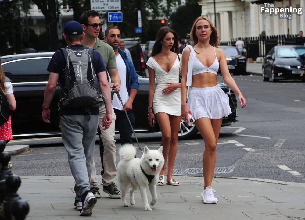 Kimberley Garner Looks Sexy in a White Outfit While Out with Friends in Chelsea (30 Photos) - #25