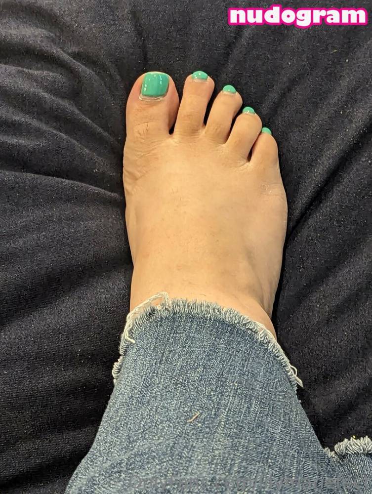 Lilymariefeet / lilymariefeet Nude Leaks OnlyFans - TheFap - #8