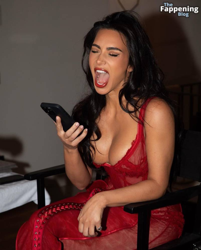 Kim Kardashian Sexy (8 New Photos) - #5