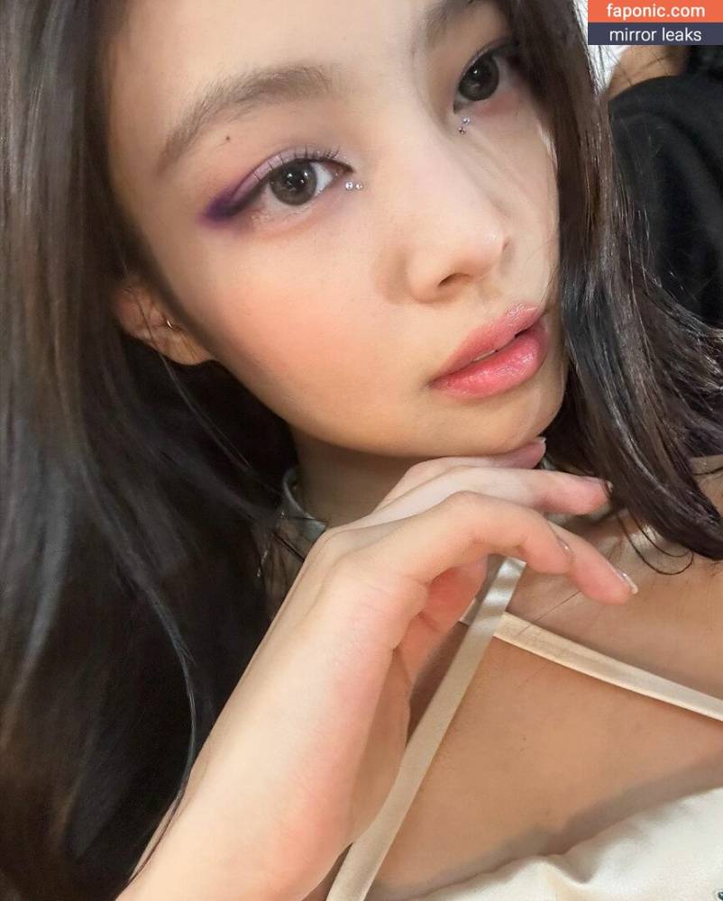 Blackpink aka Jennie | BLΛƆKPIИK aka jennierubyjane aka sheflieshigh Nude Leaks OnlyFans - #3