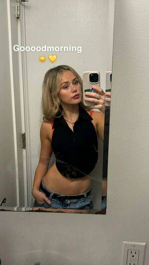 Brec Bassinger / brecbassinger Nude Leaks - Fapello - #14