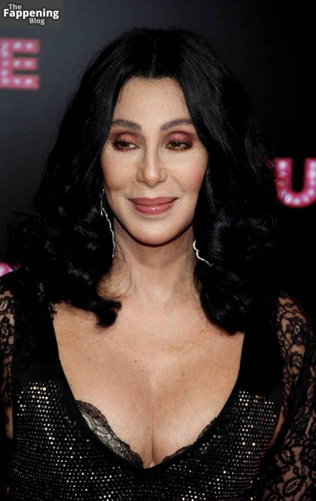 Cher Sexy (9 Photos) - #4