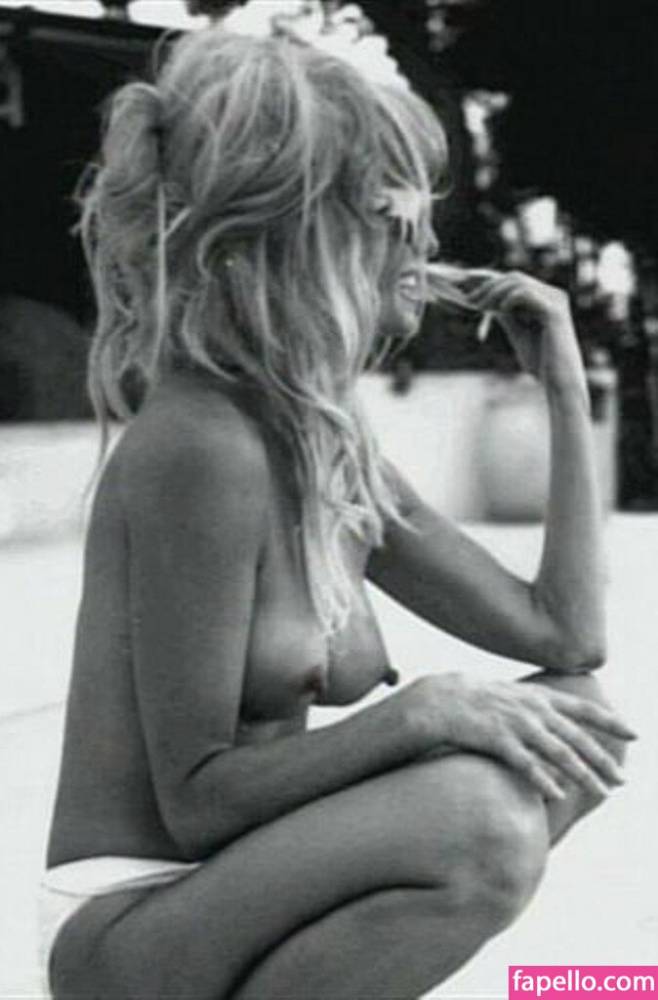 Farrah Fawcett / farrahfawcettfn Nude Leaks OnlyFans - TheFap - #3