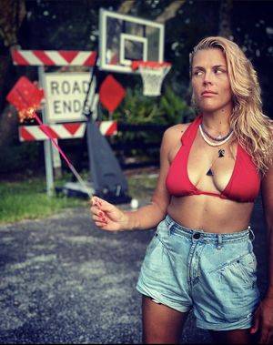 Busy Philipps / busyphilipps Nude Leaks Patreon - Fapello - #28