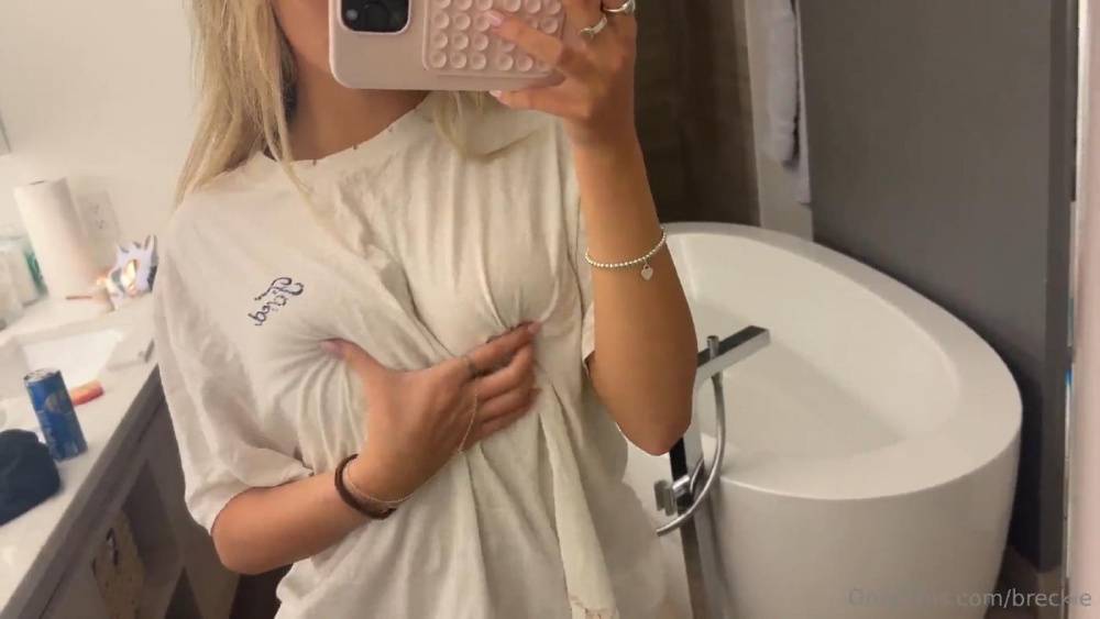 Breckie Hill Nipple Pokies Bounce OnlyFans Video Leaked - #14