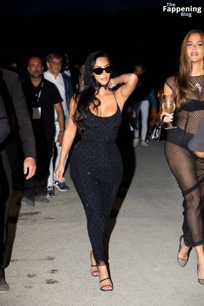 Kim Kardashian Shows Off Her Assets at Andrea Bocelli’s Concert (14 Photos) - #3