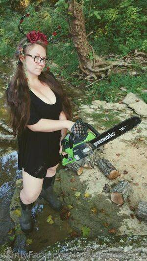 Gothicc Farm Wife / gothiccfarmwife / https: / thisfarmwife Nude Leaks - #25