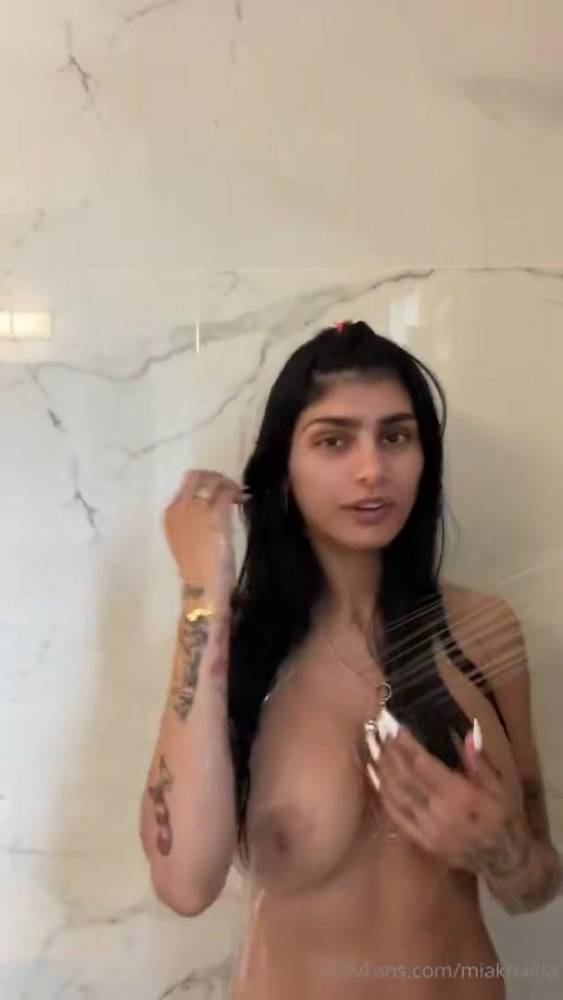 Mia Khalifa Nude Shower Livestream OnlyFans Video Leaked - #13