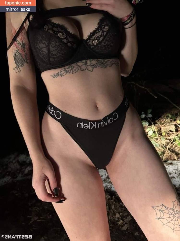 _only.gixl_ aka onselina Nude Leaks OnlyFans - #10